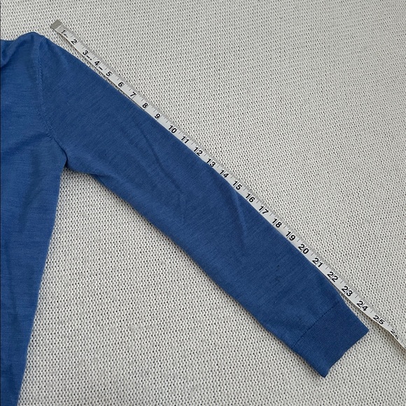 Brooks Brothers 100% Merino Wool V Neck Sweater Blue Size Medium - Picture 6 of 8